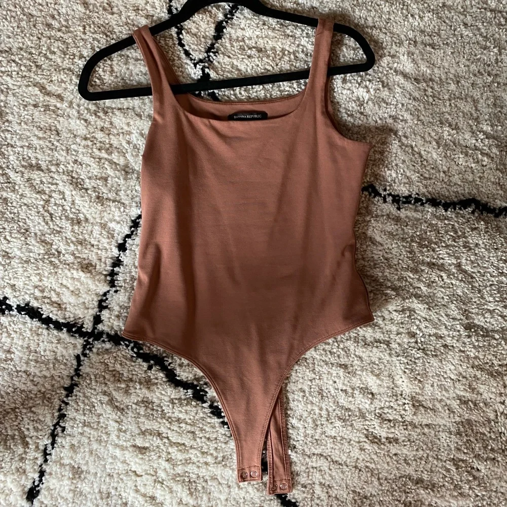 Banana Republic Scoop Neck Thong Bodysuit - Picture 5 of 6